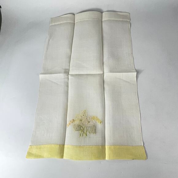 Set 3 Vtg Tea Towel Embroidered Lace Applique Flowers Large Table Doily Linens - Picture 3 of 13